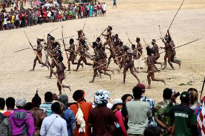 PAPUA, Truly of Heaven